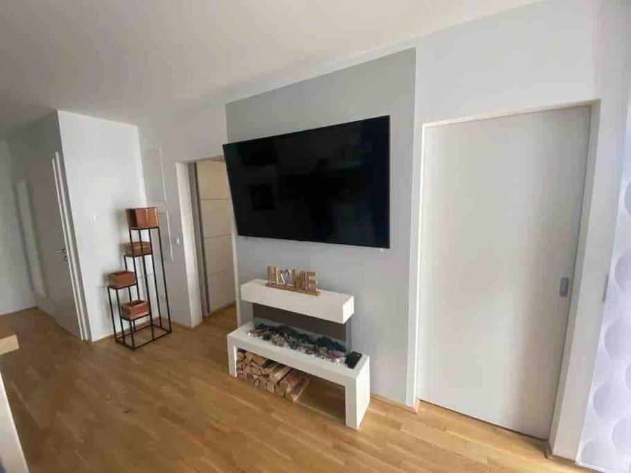 Moderne Wohnung In Der Toplage Inkl. Garage Viena Exterior foto